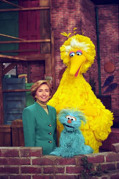 Happy birthday, Jim Henson! Here, FLOTUS poses with some of his creations on in 1993 