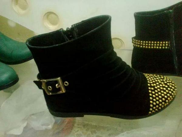 IssaShoes's tweet image. 