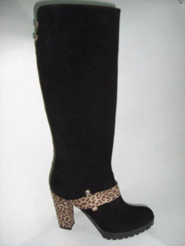 IssaShoes's tweet image. 