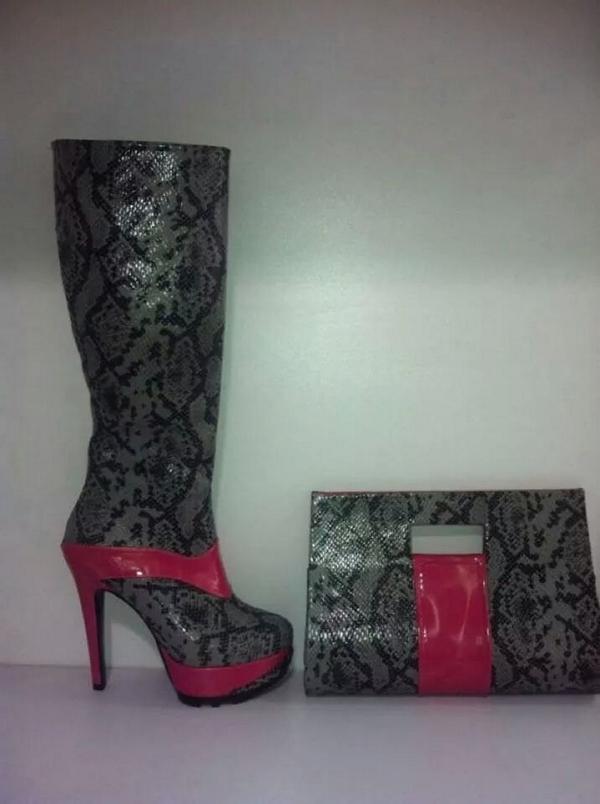 IssaShoes's tweet image. 