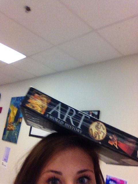 weithing67's tweet image. I got an art book fallin off my head!