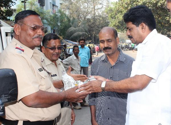 TamilSelvan790's tweet photo. Captain Tamil Selvan 
Sion Koliwada http://t.co/GCgDMRZ0kZ