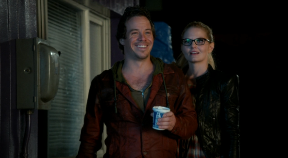 MeintheMist's tweet photo. #SWANFIREALWAYS #SWANFIREFOREVER #HOPEFORNEAL #Neal #Emma #OUATRewatch <3 I miss them :( http://t.co/YvQUxuN7mS