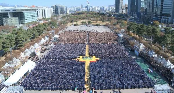 신천지 이만희 총회장님, 천국에 들어가는 자격자는 누구????
cafe.naver.com/scjpress/5680