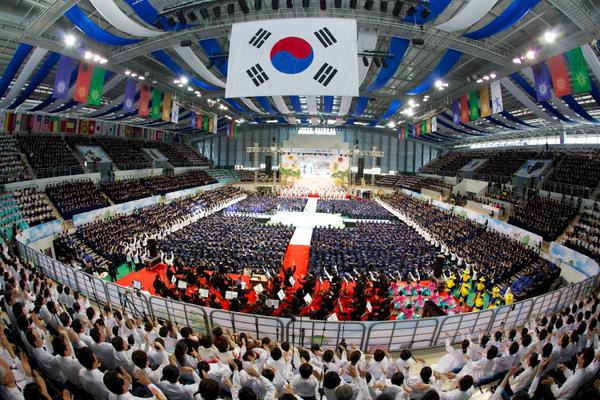 신천지 이만희 총회장님을 아십니까?^.^
cafe.naver.com/scjlove/2336