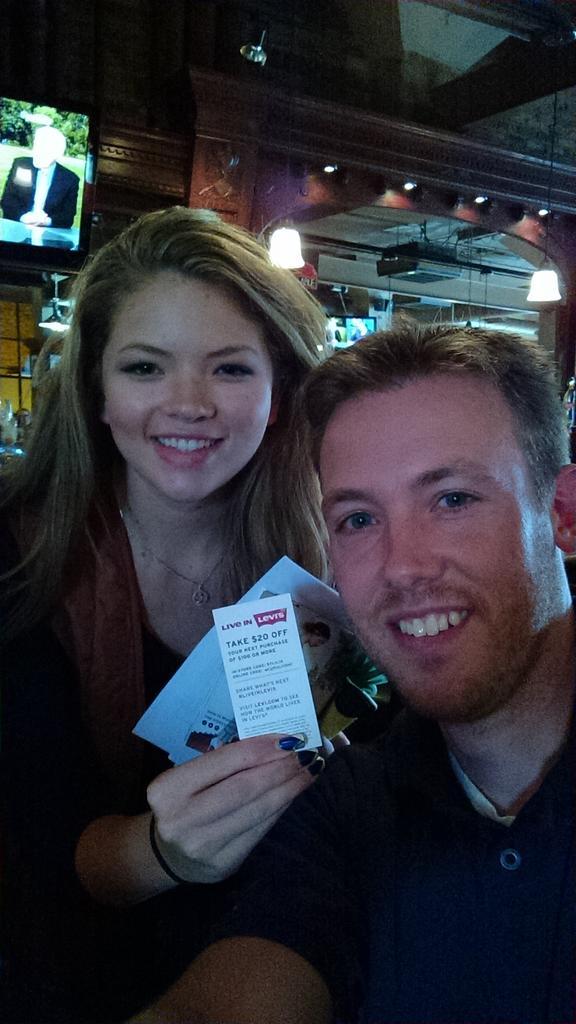 frontier_mike's tweet photo. #liveinlevis#wrigley http://t.co/795UBoDmy4