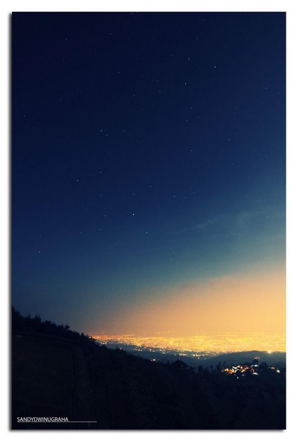purnamadedy's tweet photo. "@infobdg: Kota Bandung #204thnBDG City Light Bandung #BdgDailyPic http://t.co/btgtP8A8gm"yg k 2 mksd th