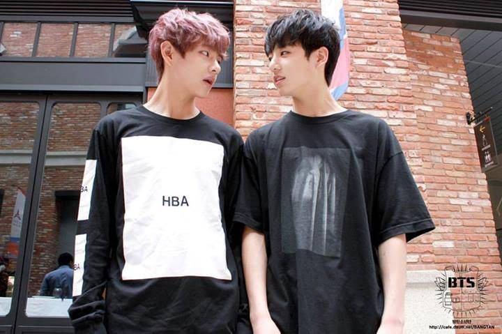 ｋ Popファッションbot 皆さんおはようごさいます 今日は防弾少年団が着用しているhba というブランドです このブランドは今本当に流行ってますね よくk Popの人達が着ているのを目にします 防弾少年団のpvにもよく出てきて私服でもよく Hbaを着てますね
