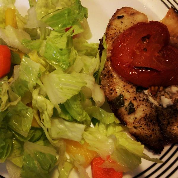 coachshanz's tweet photo. #delicious #tilapia #organic #organiceating #healthymama #healthyfamily #fitfromtheinsideout #foodporn #Beachbody http://t.co/g4XnHQ22J2