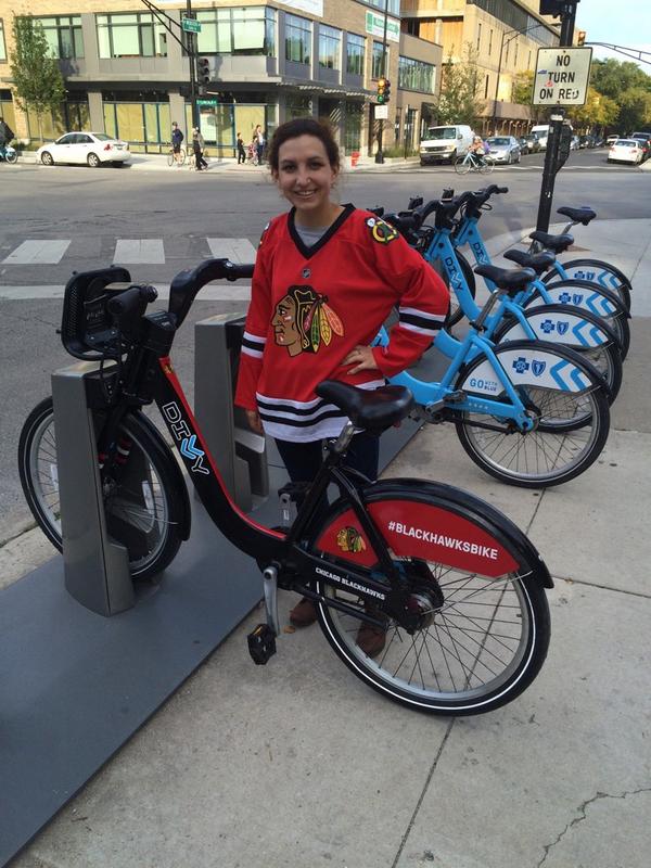 SammethMack's tweet photo. @laurenEpierre and I found a #BlackhawksBike @NHLBlackhawks http://t.co/Dsy2OzvALq