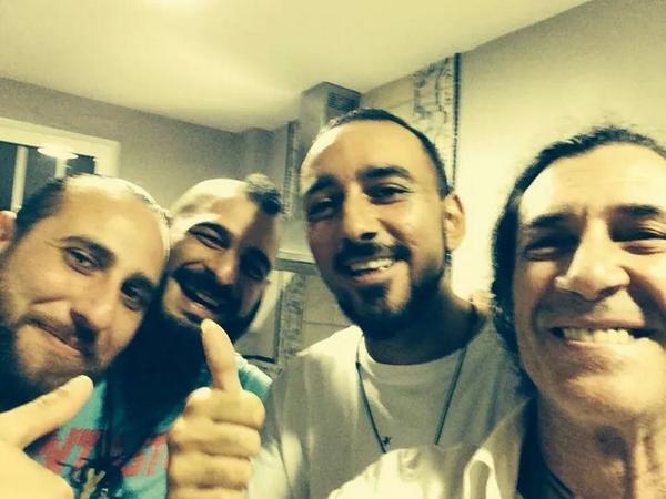 #RycardoMoreno <a href="/Josueronkio/">Josue ronkio</a> <a href="/JorgePardo__/">Jorge Pardo</a>  #gozadadedia