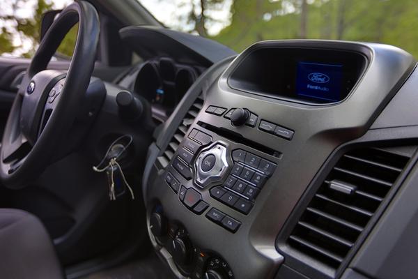 dimasaford's tweet photo. Diseño y equipamiento interior similar al de una SUV que harán mas confortables tus trayectos.
Ranger XLT Automático http://t.co/O62AAVqX47
