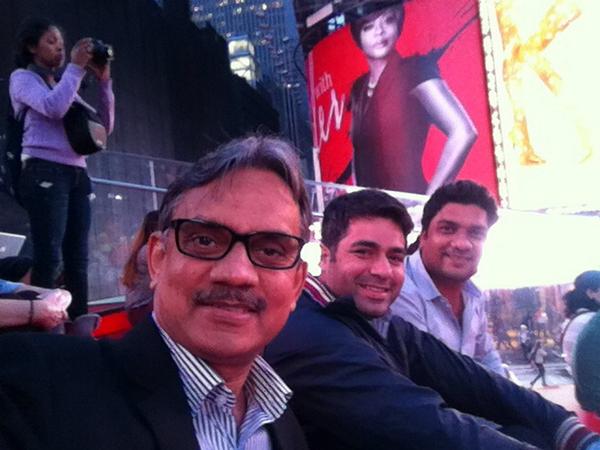 sanjaypugalia's tweet image. At Times Square with my colleagues Amrit &amp;amp; Gautam to cover #modimeetsamerica.
