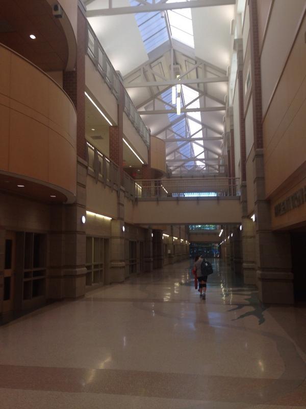 sammii1958's tweet photo. Love my school😍 http://t.co/dL0Fga0MsQ
