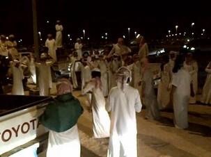 U71Rt's tweet photo. 1#شعبيه_الخرج
#مخطط_غرناطه
#اليوم_الوطني
#تصويري
#حسبأاليء_الجنوبي 
http://t.co/5j75f9ZVQR http://t.co/cMwBeR7gJk