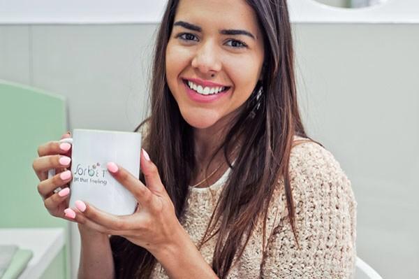 ELLESouthAfrica's tweet photo. Get R100 off your #PinkPowerHour mani @SorbetGroup when you buy our #OctoberIssue http://t.co/iblFmFQT5X http://t.co/yzKdmvgWMC