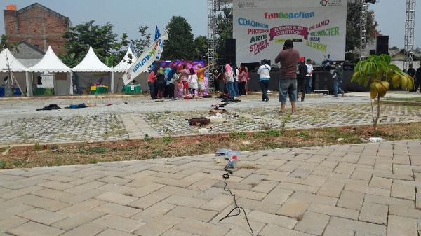 FunDoAction_APP's tweet image. Susun Barang sampai stage!  Anak APP keren ya kerjasamanya.. :D