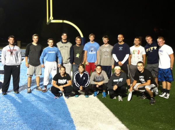 UIU_FCA's tweet photo. Good group! #holycrew http://t.co/UQwWrOByvJ