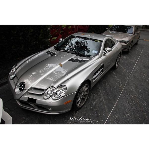 districtspeed's tweet photo. Ball point pen. #madwhips #black_list #dupontregistry #sgcarshoot #gtspirit #amazingcars247 #districtspeed #luxur... http://t.co/fGV2OnVq89