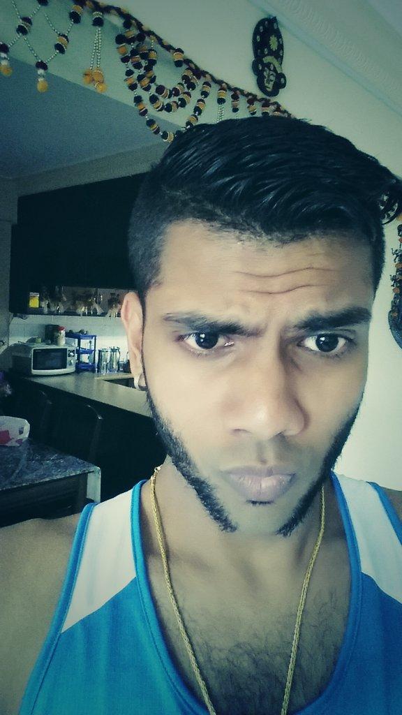 jagabhai22's tweet photo. Perks of having good facial hair growth. A wolverine fan's dream beard. 😂 #beard #beardproject http://t.co/sBv1BtZumt
