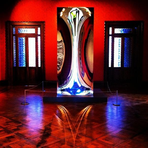 architecture_eu's tweet image. by didigale #anishkapoor #palazzograssi #nonobject #door #art #installation #contemporar... ow.ly/szEs5