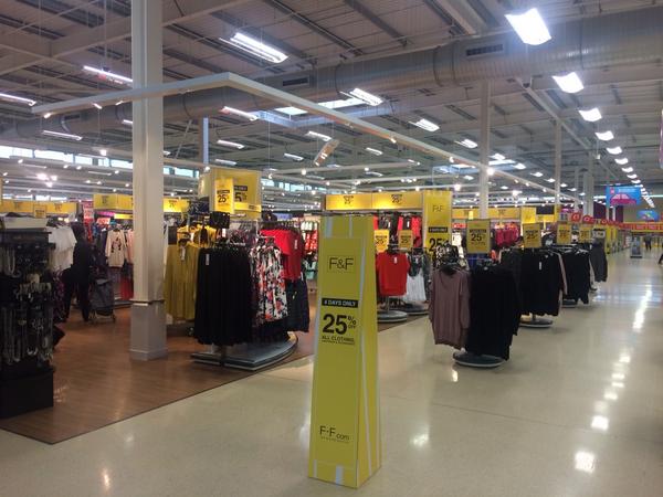 Clothing sale and POS looks amazing this morning. Excellent job 25% off everything till Sunday <a href="/goteamsalford/">team salford</a>