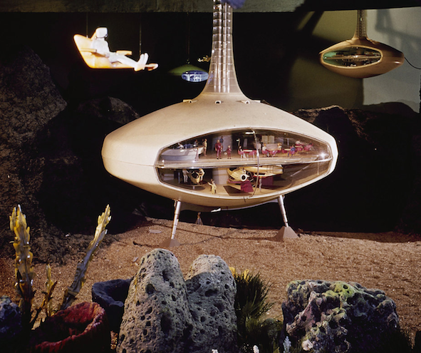 CalicoRockMenno's tweet image. Taking a Turn ... j.mp/1v2oYPb #EasternMennoniteCollege #WorldlyPossessions