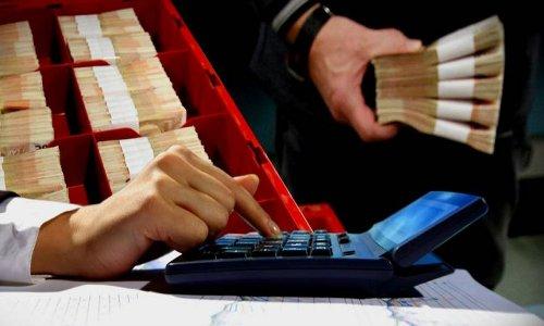 exitpollsgr's tweet image. Η κυβέρνηση νομοθετεί το &quot;bail in&quot; για κατάσχεση καταθέσεων και κάτω των 100.000 ευρώ
exitpolls.gr/index.php/eidi…