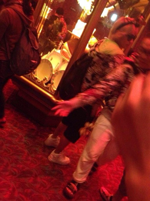 手越祐也のチャラい夜遊び画像まとめ 海プールきゃりーディズニー Sj News