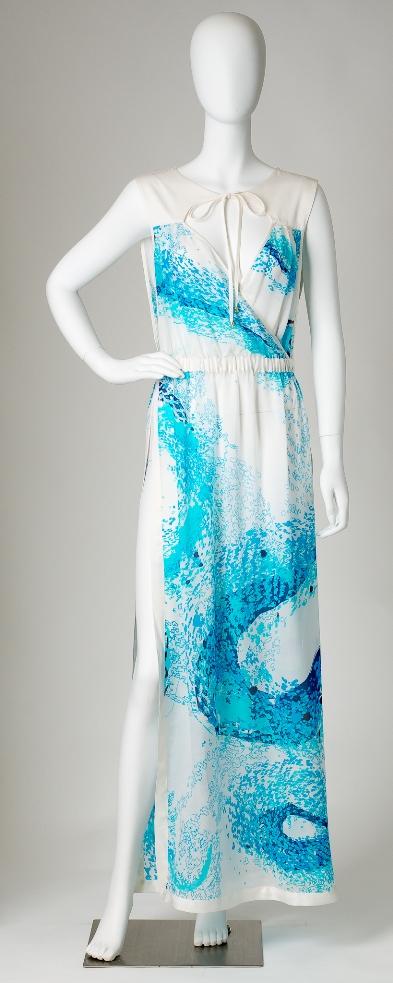 SENSES_InesKlim's tweet photo. Not sure what to take on your Honey Moon trip ? Check out SENSES best selling Toga Dress! http://t.co/JFSUMwgC9w http://t.co/YC0ADmHyUQ