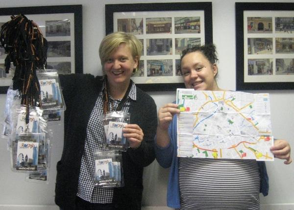 bigissuenorth's tweet photo. Thank you to http://t.co/aS58S33Xcz for dropping off loads of useful maps to rough sleeper services in #Manchester. http://t.co/whlYB1q0a0