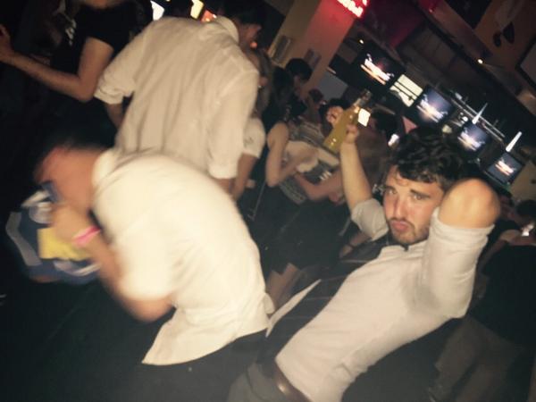 JodeyCheyne's tweet photo. @harrywhite17 great night for you.... http://t.co/oGfEm4GrEL