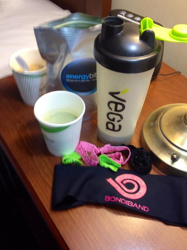 crantina's tweet photo. Good morning Albany! This #BondiBandit starts the day with oatmeal, @VegaTeam and @ENERGYbits! #RagnarADK = tomorrow http://t.co/y1wnxjsQ8S