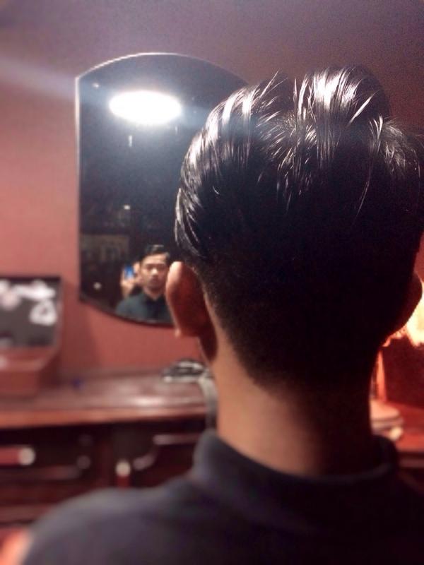 BandrollHaircut's tweet photo. Thx braddd @anaknyapakRT #BandrollHaircut #Gentlemen'sChoice http://t.co/ho7pzndv3S