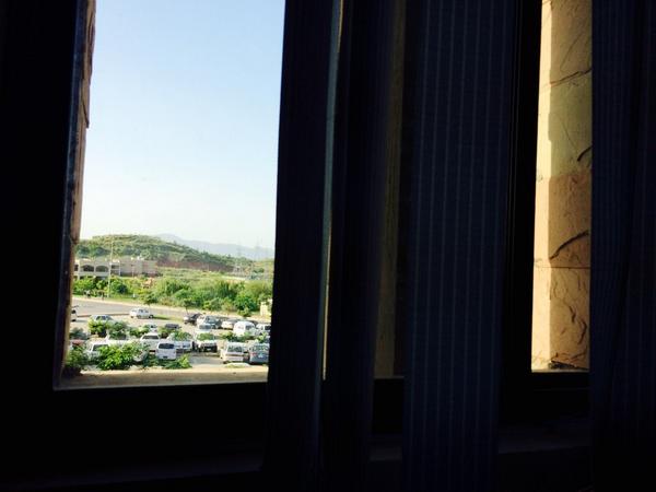 Bites85's tweet image. Missing the outside world. #ResearchMethodology #Lecture #S3H #NUST