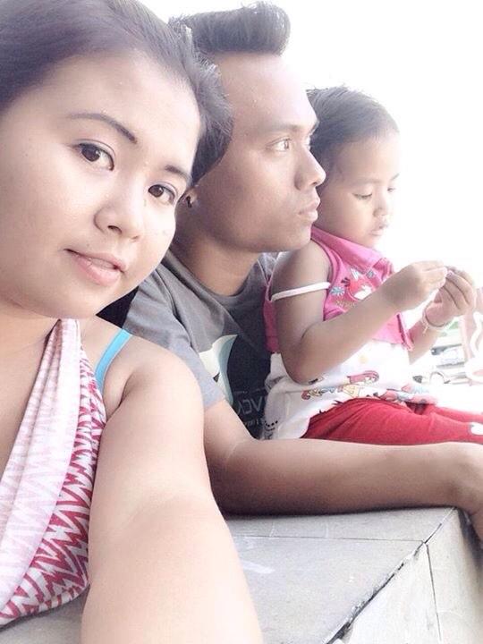 Baru 1 hari..aku kangeeen kalian..... 
:(