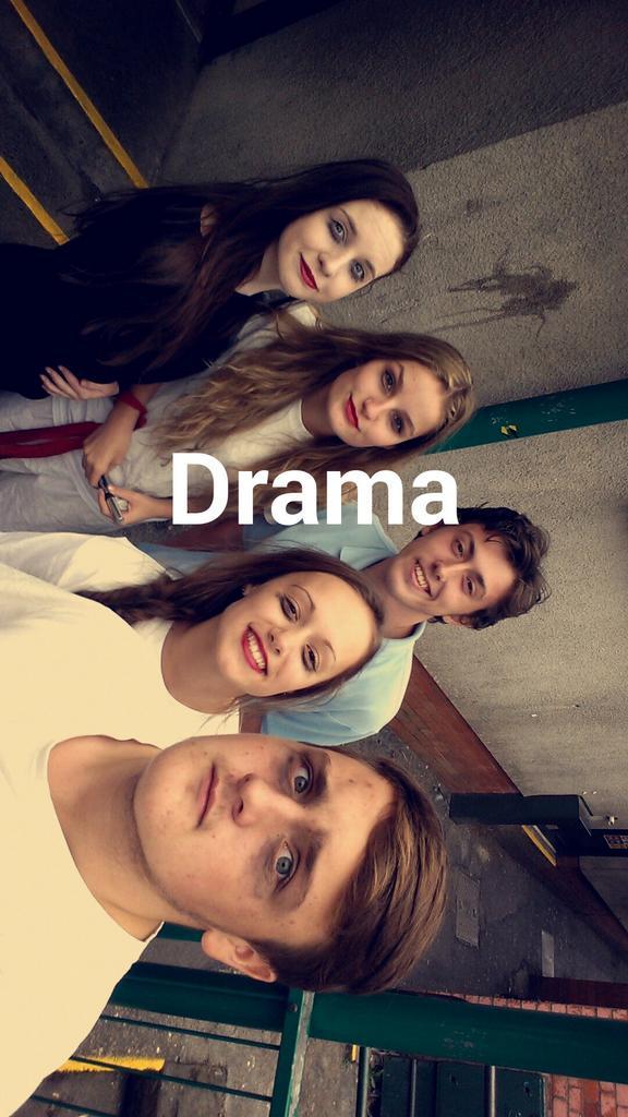 biggomaz's tweet photo. Drama, touch swag to handle @efagriffiths13 @JasperRonWoo @rebeccataylor5 http://t.co/uBIc7cbsqx