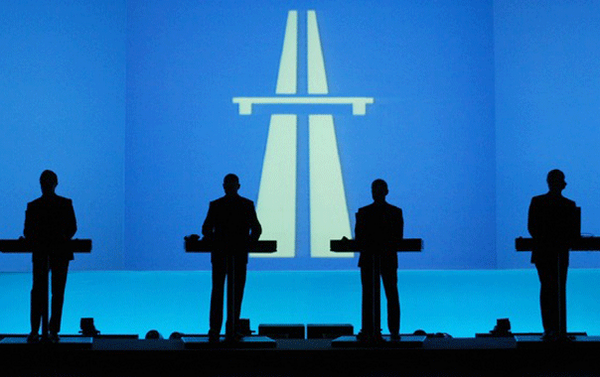 lesinrocks's tweet photo. Kraftwerk : les machines désirantes http://t.co/9cLlNdrKff http://t.co/HEhrNoT1Lh