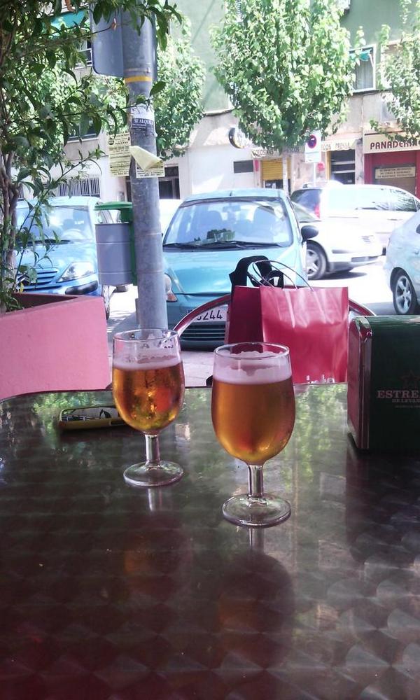 LidiaSanchez_'s tweet photo. Pequeños placeres murssssianos con @Juliju_pack http://t.co/KIdVKZHtKp
