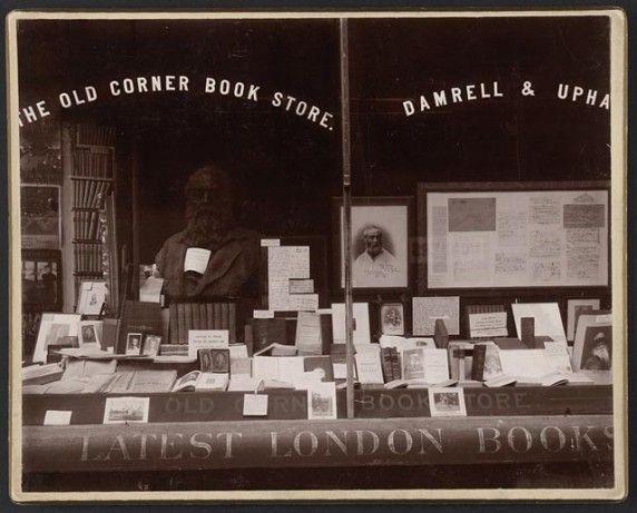 Lit_Books's tweet image. Old Corner Bookstore, Boston | Oldest Book Store in America*

Hawthorne, Thoreau &amp;amp; Emerson were published here*

·