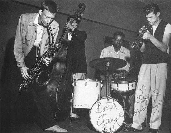 Ms_Golightly's tweet photo. #GerryMulligan Quartet w. #ChetBaker, #BobWhitlock and #ChicoHamilton, c. 1953. http://t.co/DLBOLrweF4