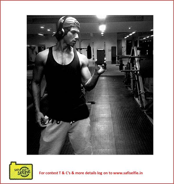 ZoomTV's tweet photo. #Contest - Show off your muscle &amp; tweet using #Musclefie &amp; #SafiSelfie. Click here for more -> http://t.co/7xUzQYcKxA http://t.co/ApTWzMIozD