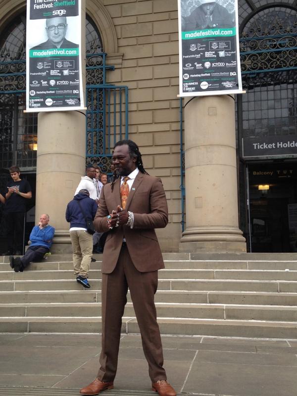 PJFeducation's tweet photo. Getting ready to hear @levirootsmusic 'the dragon slayer' @PJFoundation @PJEA_org @dragonjones #MADE2014 #sheffield http://t.co/z6NSY0EO7n