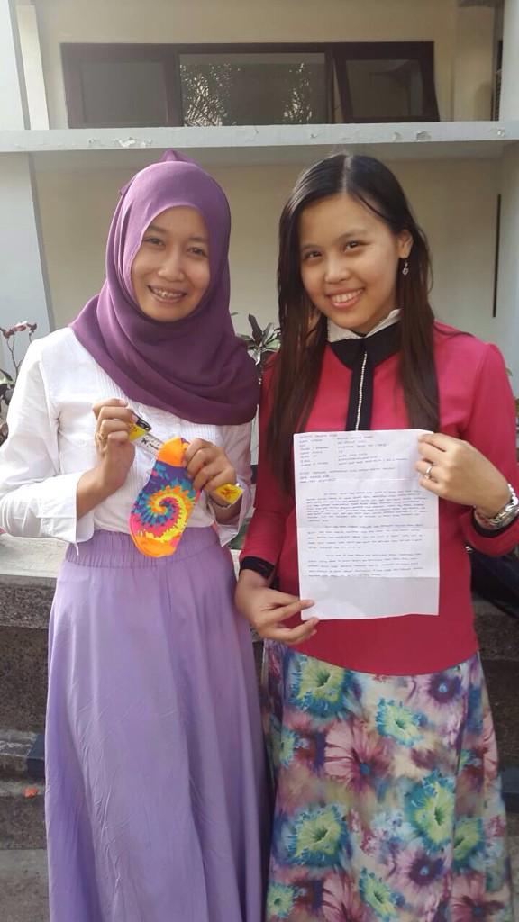 Atika Permata Nursila Putri_12_Priscilla Christina_26 #HALOKOLEGA