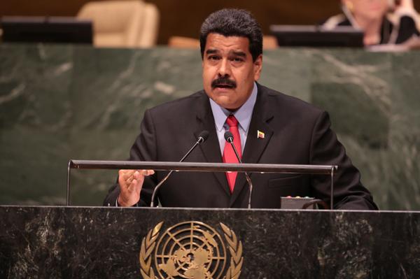 gcdimartino's tweet photo. @vencancilleria:Venezuela impulsa refundación democrática y profunda d la ONU a favor d la Paz http://t.co/aV42iiKw2N http://t.co/WDAVhVMISf