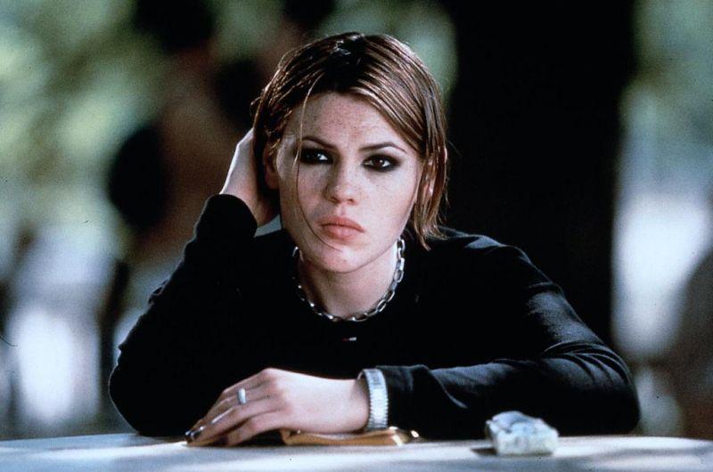 Happy Birthday to Clea Duvall      