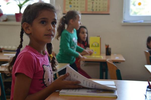 amnesty's tweet photo. Great news! #EU Commission to open case against #CzechRepublic for discrimination against Roma children. More soon. http://t.co/qNZJGvevfx