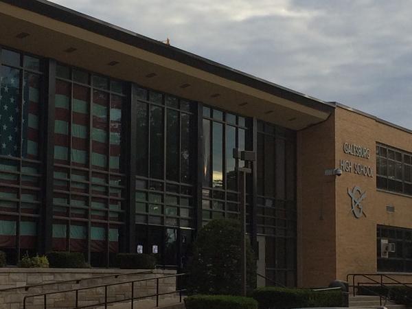 schis31's tweet photo. How many future Kohawks at Galesburg High today @xoxo_mke? #Go2Coe http://t.co/EA6wCls5Eo