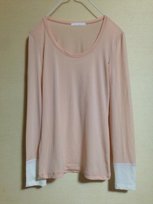 buy3666's tweet photo. HELMUT LANG tops
どれもさり気ないデザインが効いており、シルエットが綺麗です。

①¥4.000
②¥3.000
③¥2.500 http://t.co/iqANXMENMH