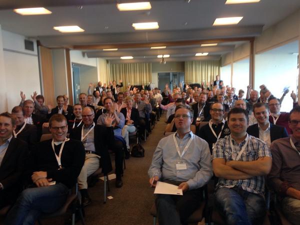 FrankStegge's tweet image. This is my audience at #CGIT #vision2020 ! They are soooo excited to hear our perspective on the future  #webscale !
